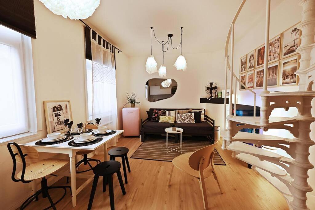 Stylish Duplex In The Heart Of Brussels Centre Apartment ภายนอก รูปภาพ