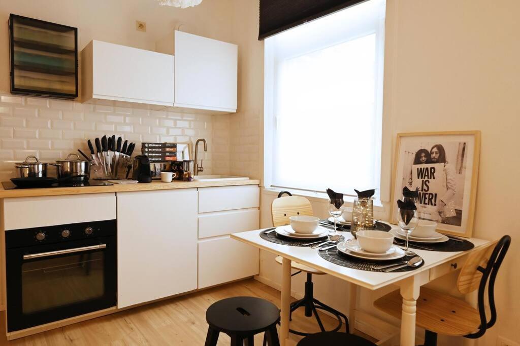 Stylish Duplex In The Heart Of Brussels Centre Apartment ภายนอก รูปภาพ