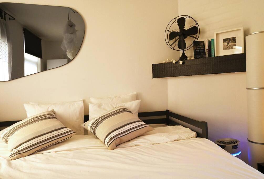 Stylish Duplex In The Heart Of Brussels Centre Apartment ภายนอก รูปภาพ
